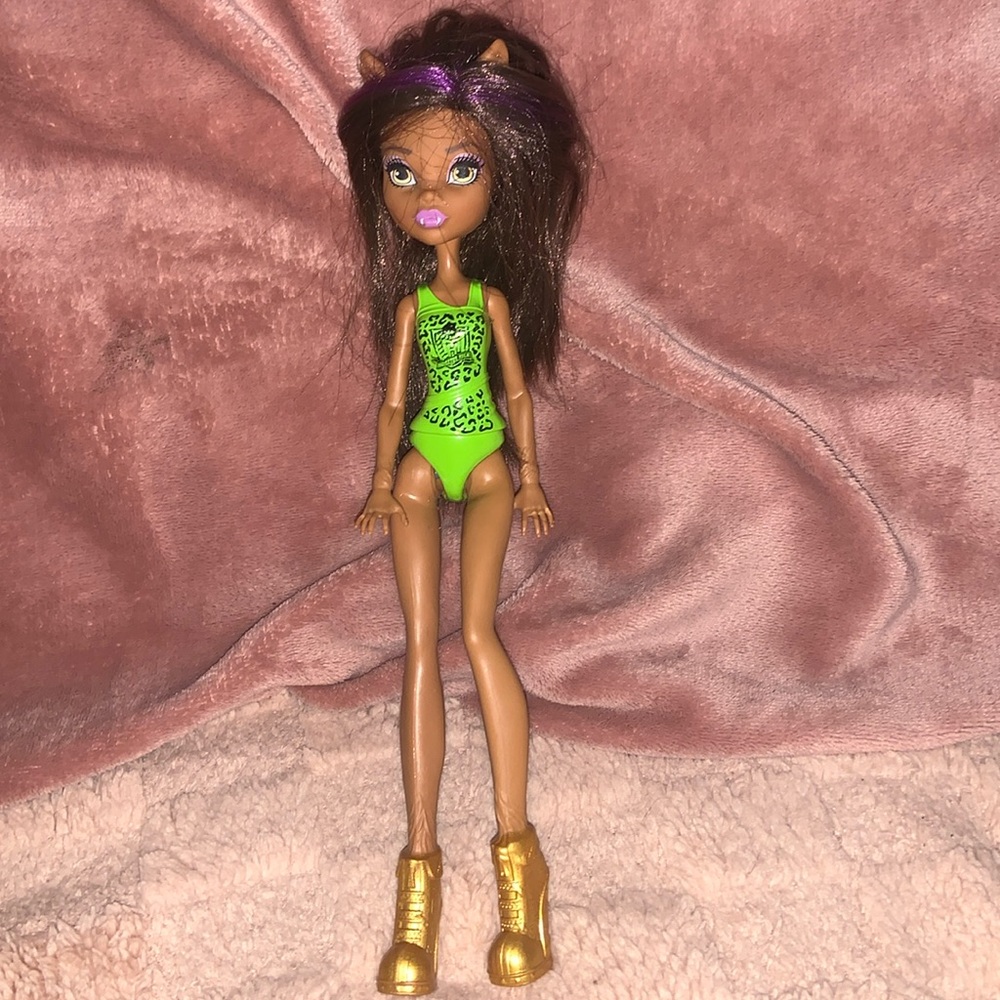 2016 Monster High Clawdeen Wolf Doll